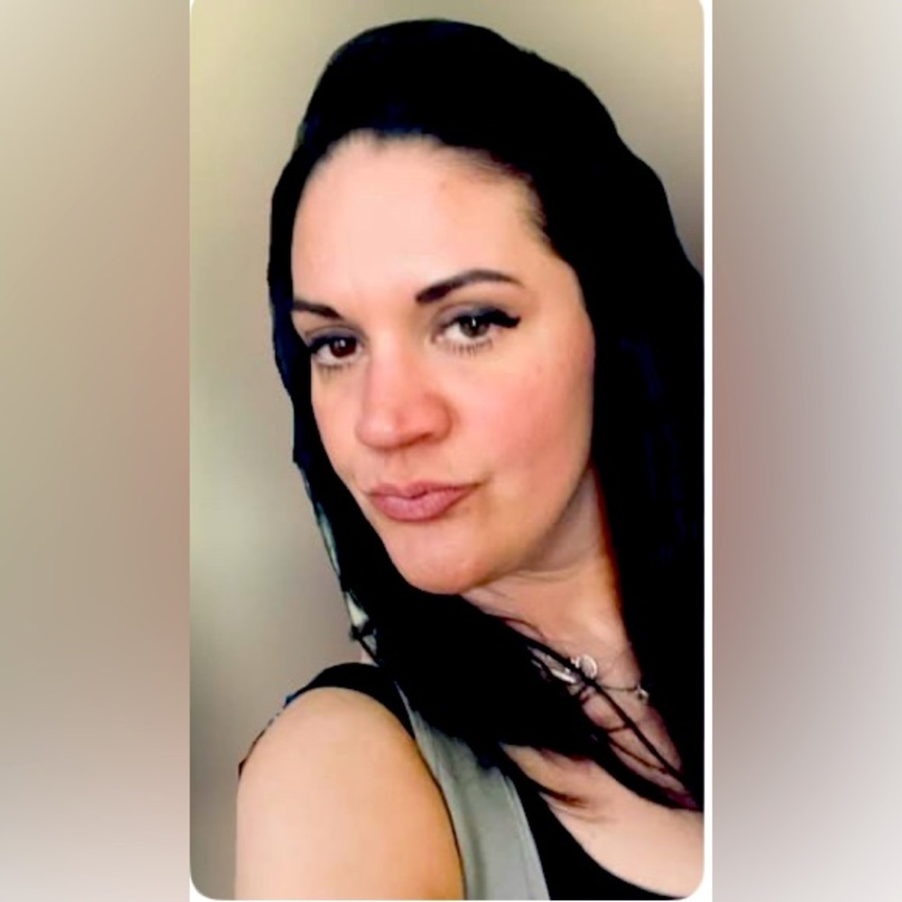 Meet your Posher, Mandy